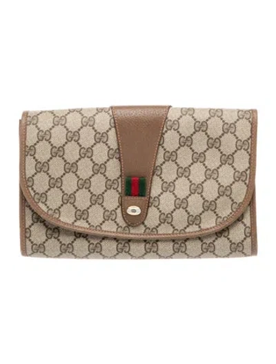 Pre-owned Gucci Gg Supreme Clutch In Neutral