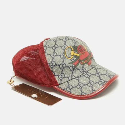 Pre-owned Gucci Gg Supreme Coated Canvas Baseball Hat M In Red