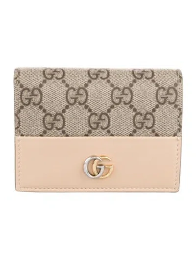 Pre-owned Gucci Gg Supreme Compact Wallet In Neutral