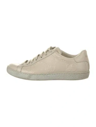Pre-owned Gucci Gg Supreme Embossed Leather Sneakers In Neutral