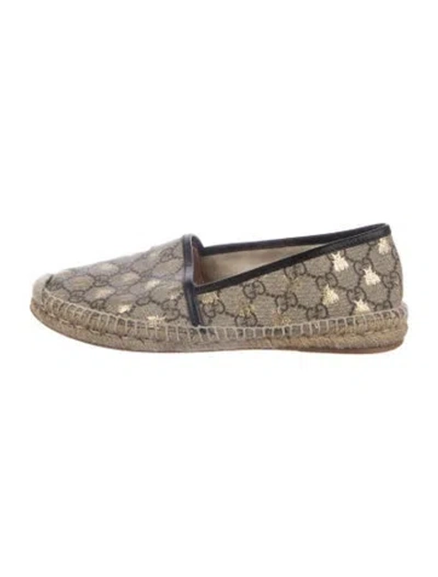 Pre-owned Gucci Gg Supreme Espadrilles In Neutrals