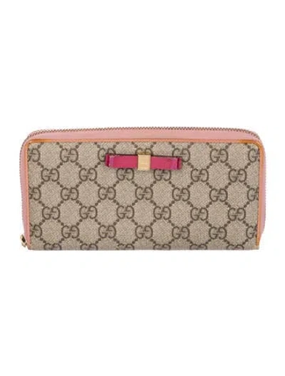 Pre-owned Gucci Gg Supreme Leather Continental Wallet In Neutral