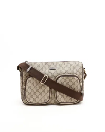 Gucci Gg Supreme Messenger Bag In Brown