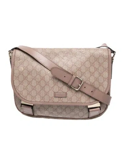 Pre-owned Gucci Gg Supreme Messenger Bag In Neutral