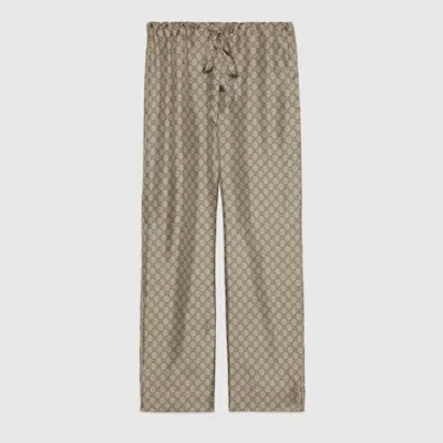 Gucci Gg Supreme Print Silk Pant In Beige