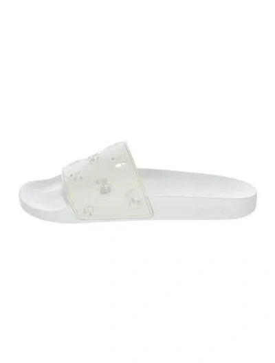 Pre-owned Gucci Gg Supreme Rubber Slides In White
