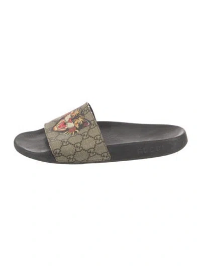 Pre-owned Gucci Gg Supreme Slides In Black