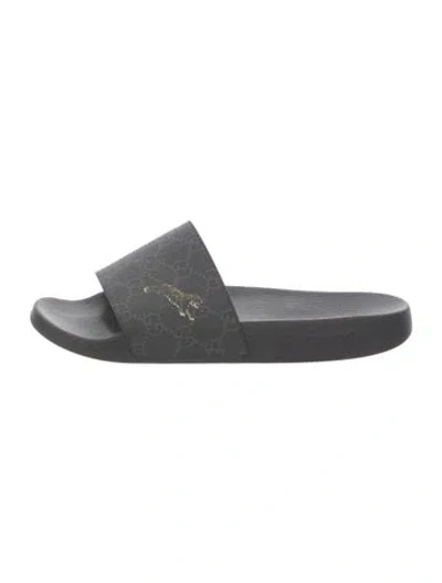 Pre-owned Gucci Gg Supreme Slides In Grey
