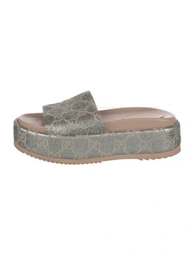 Pre-owned Gucci Gg Supreme Slides In Silver