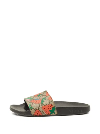 Pre-owned Gucci Gg Supreme Strawberry-motif Slides In Neutral