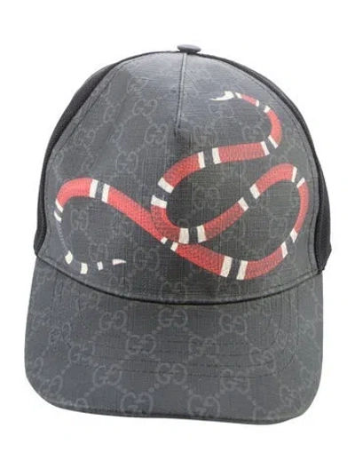 Pre-owned Gucci Gg Supreme Trucker Hat In Black