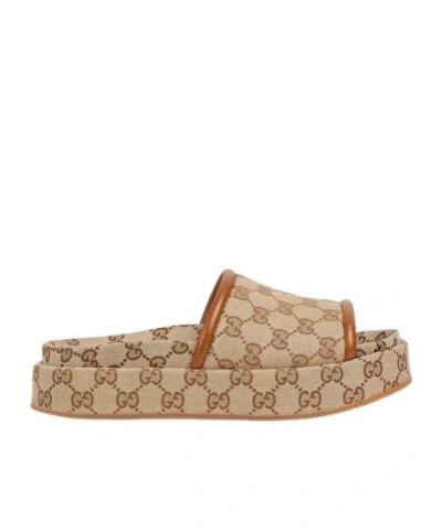 GUCCI GUCCI GG PLATFORM SANDALS