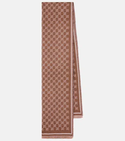 Gucci Gg Wool-blend Jacquard Scarf In Brown