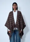Gucci Gg Wool Jacquard Cape