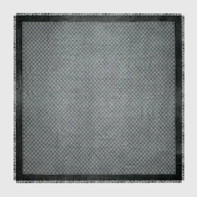 Gucci Gg Wool Jacquard Shawl In Grey