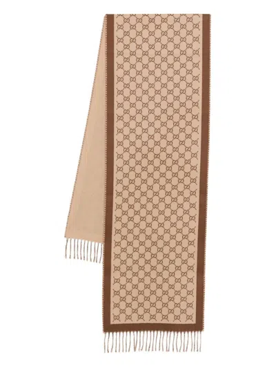 Gucci Gg Wool Scarf In Neutral