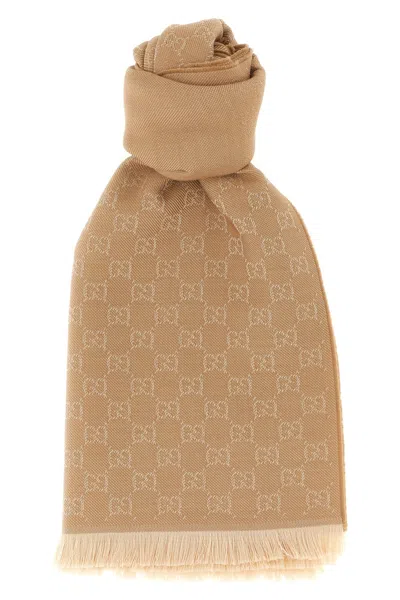 Gucci Gg Wool Scarf In Sand