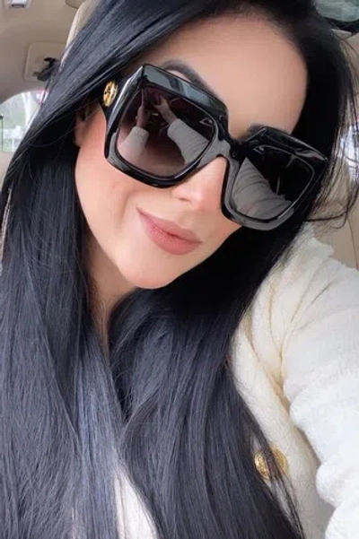 Pre-owned Gucci Gg0053sn 0053 001 Black Gold Grey Gradient Lens Women Sunglasses Authentic In Gray