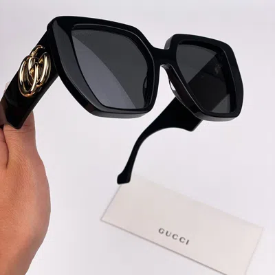 Pre-owned Gucci Gg0956s Logo 003 Black Gray Rectangle Women Sunglasses
