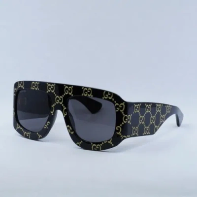 Pre-owned Gucci Gg0983s 004 Black With Gold Gg Pattern/grey 59-18-135 Sunglasses In Gray