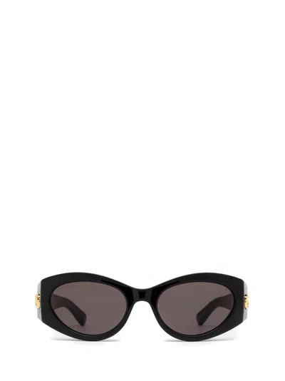 Gucci Cat-eye Acetate Sunglasses In Gray