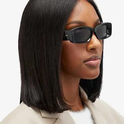 Pre-owned Gucci Gg1528s - 001 Black Sunglasses In Gray
