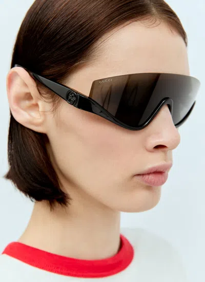 Gucci Gg1650s Mask Sunglasses In Black