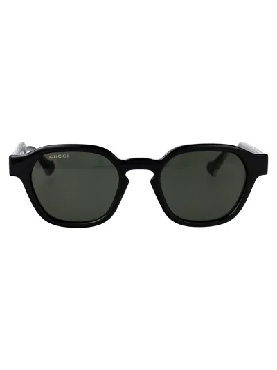 Gucci Gg1730s Sunglasses In Black-crystal-grey