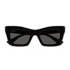 Gucci Cat-eye Sunglasses In Black