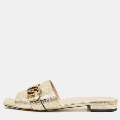 Pre-owned Gucci Gold Crinkled Leather Gg Marmont Flat Slides Size 41