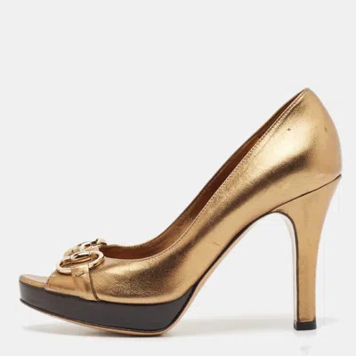 Pre-owned Gucci Gold Leather Horsebit Peep Toe Pumps Size 36.5