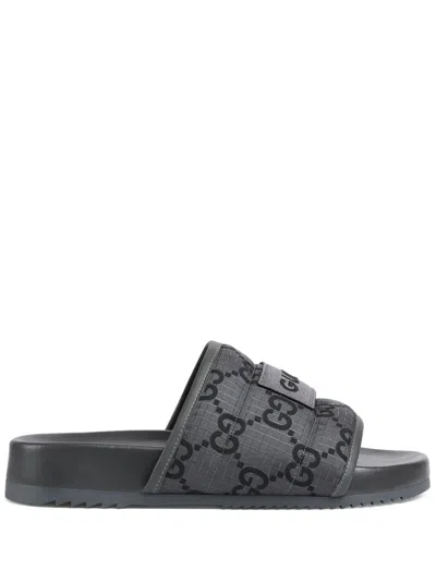 Gucci Gray Slider Sandals With Gg Motif For Men In Grey