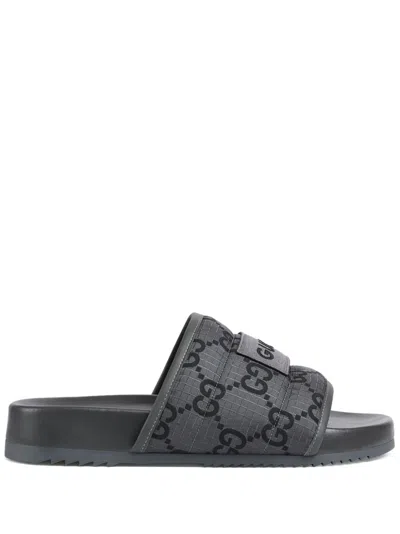 Gucci Herrenpantolette Mit Gg In Grey