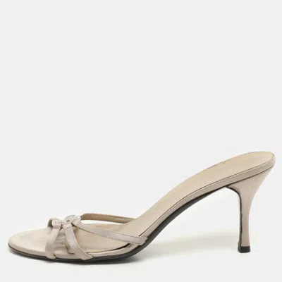 Pre-owned Gucci Grey Satin Embellished Gg Slide Sandals Size 38