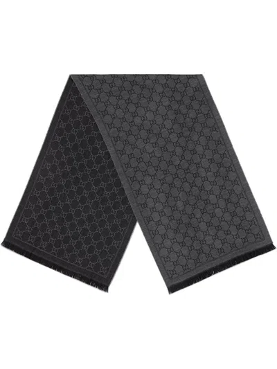 Gucci Gg Motif Wool Scarf In Grey