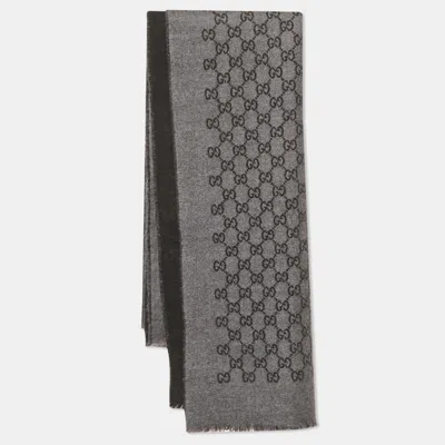 Pre-owned Gucci Grey/black Gg Jacquard Wool Muffler