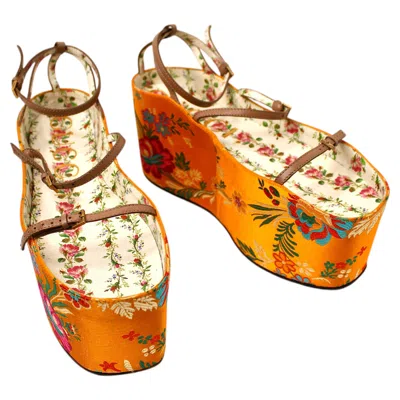 Pre-owned Gucci Hannelore Tokyo Floral Brocade Platform Sandals In Beige