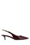 Gucci Signoria Patent Logo Chain Kitten Pumps In Ancora Burg Multi