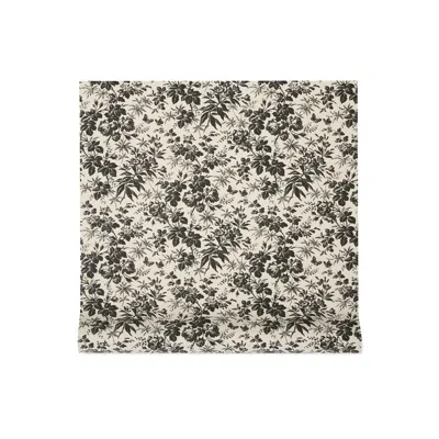 Gucci Herbarium Print Wallpaper In Black,multi