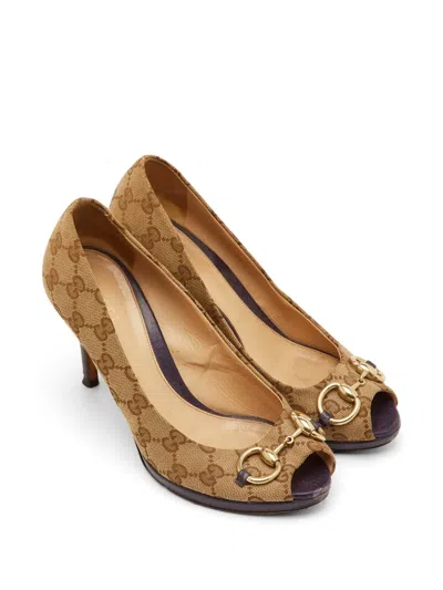Pre-owned Gucci Hollywood Gg Supreme Horsebit-detail Pumps In Neutral