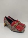 Gucci Horse Title Button High-heeled Loafers In Brown