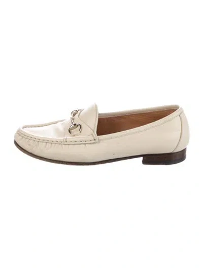 Pre-owned Gucci Horsebit Accent Leather Loafers In Neutral