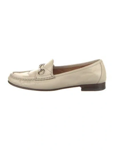 Pre-owned Gucci Horsebit Accent Leather Loafers In Neutral