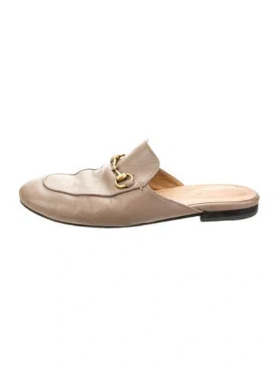 Pre-owned Gucci Horsebit Accent Leather Mules In Neutral