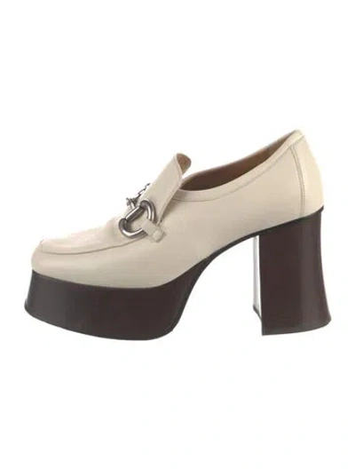 Pre-owned Gucci Horsebit Accent Leather Pumps In Neutral