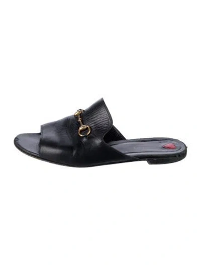 Pre-owned Gucci Horsebit Accent Leather Slides In Black