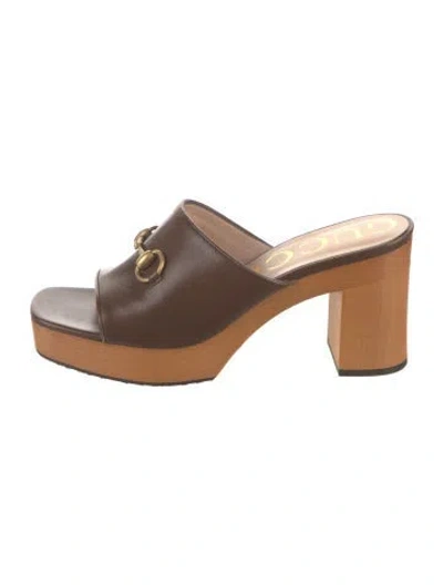 Pre-owned Gucci Horsebit Accent Leather Slides In Brown