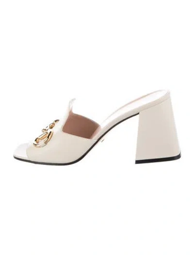 Pre-owned Gucci Horsebit Accent Leather Slides In Neutral
