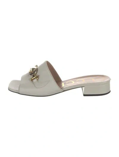Pre-owned Gucci Horsebit Accent Leather Slides In Neutrals