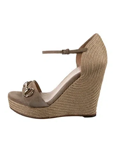 Pre-owned Gucci Horsebit Accent Suede Espadrilles In Neutral